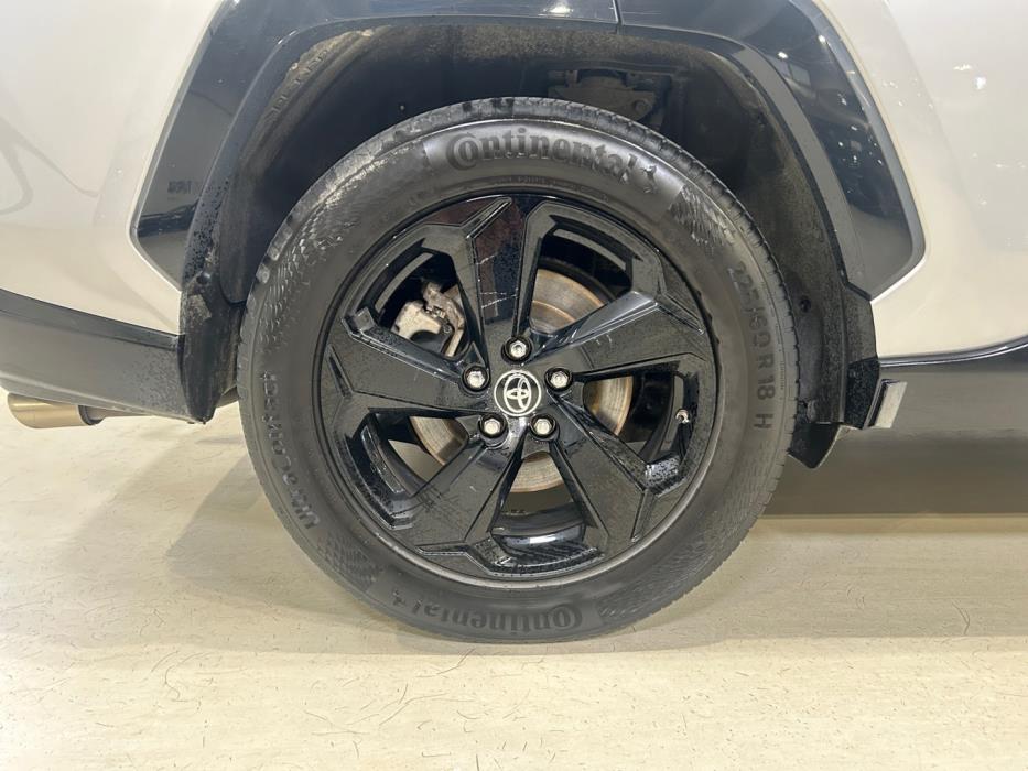 TOYOTA RAV4 2021