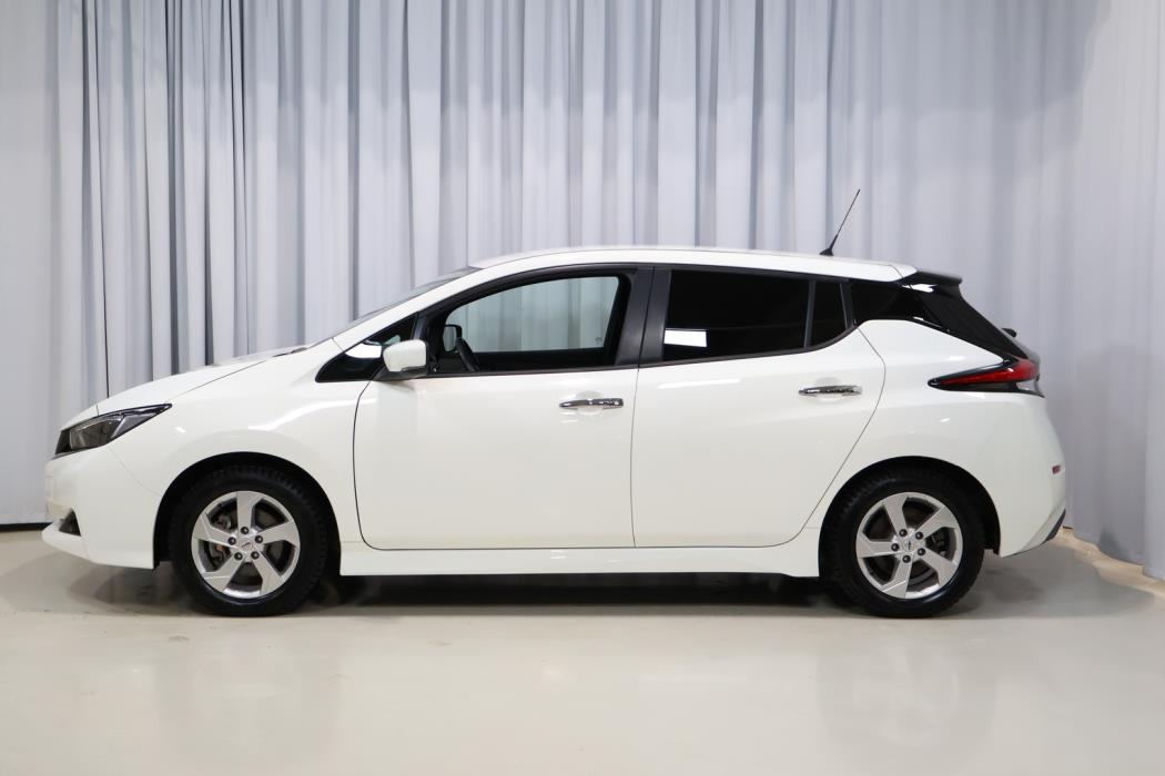 NISSAN Leaf 2022