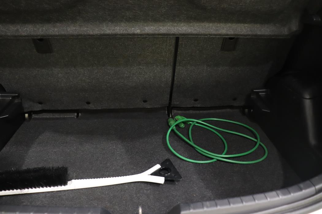 TOYOTA Yaris 2016