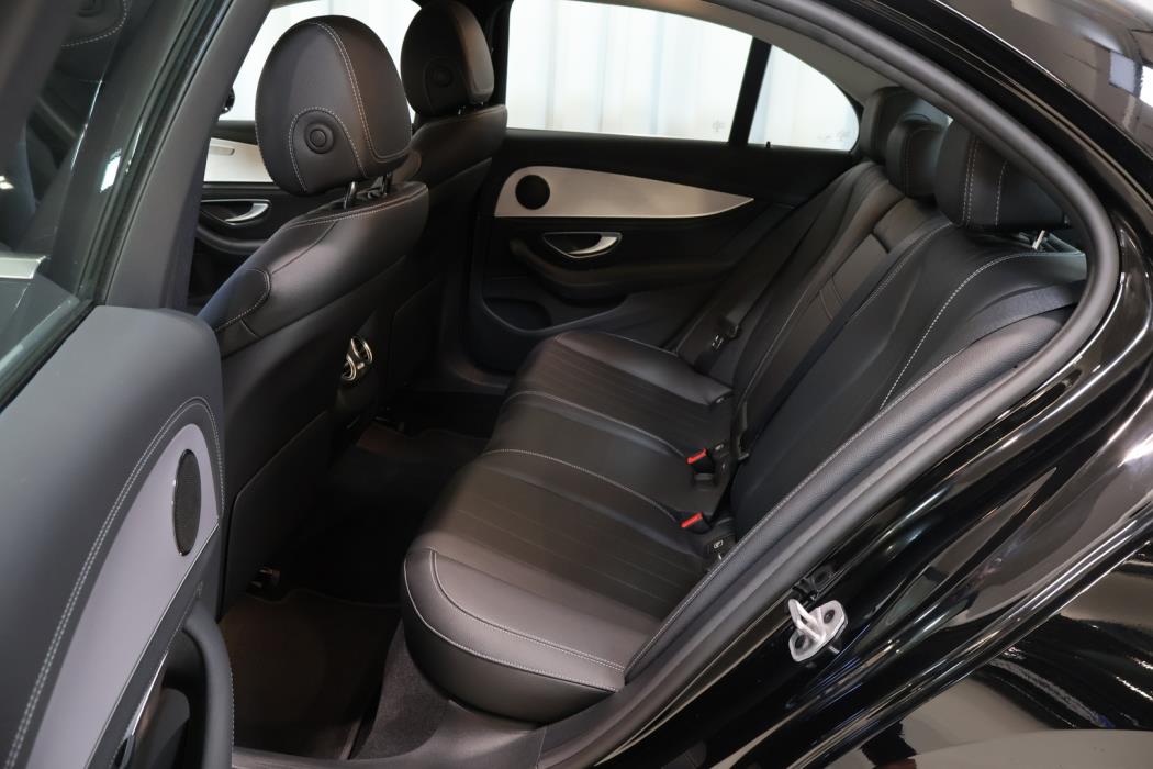 MERCEDES-BENZ E 2021