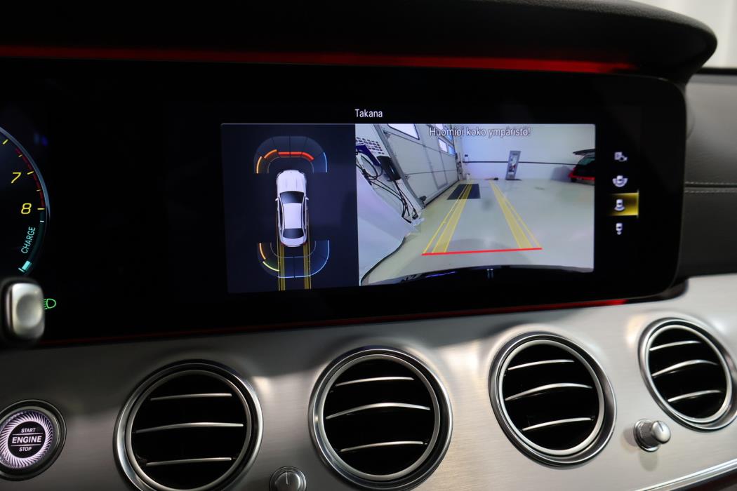 MERCEDES-BENZ E 2021