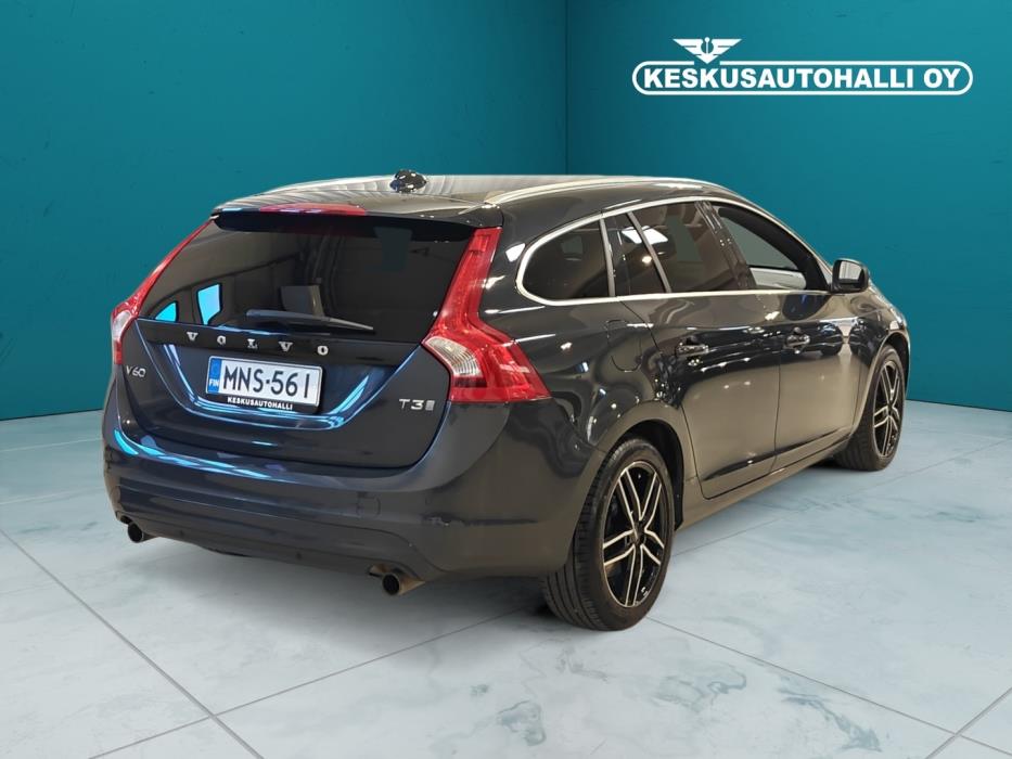 VOLVO V60 2019