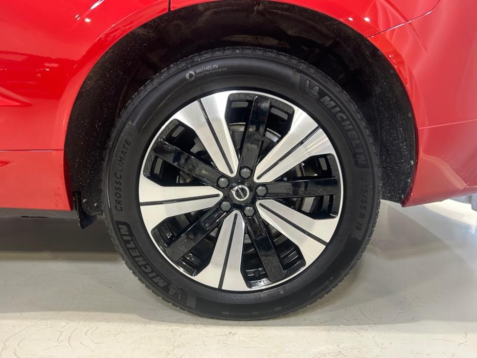 VOLVO XC60 2024