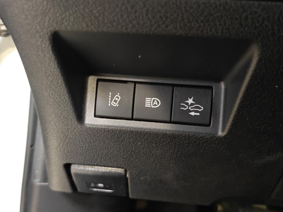 TOYOTA Yaris 2019