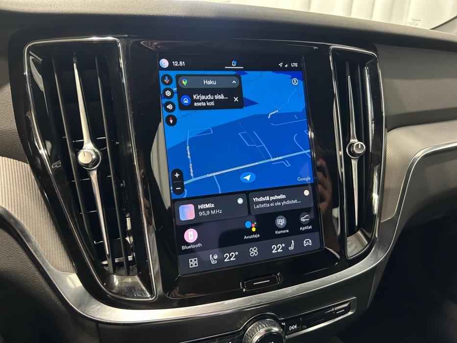 VOLVO S60 2023