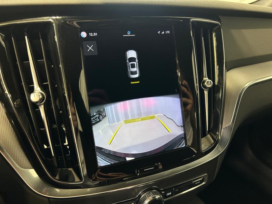 VOLVO S60 2023