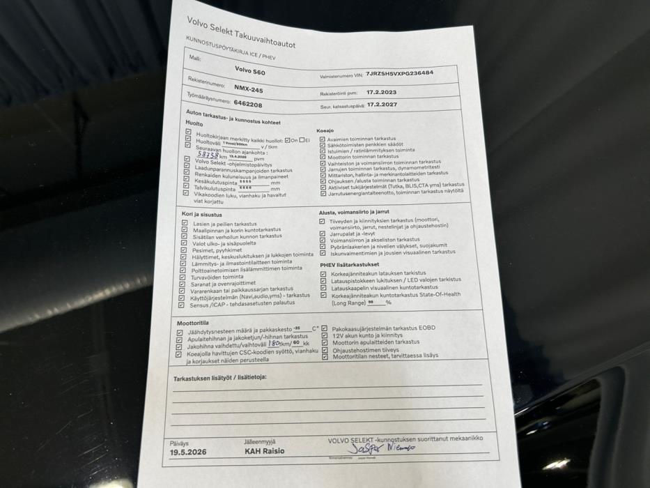 VOLVO S60 2023