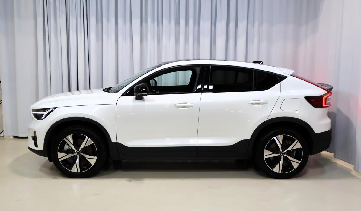 VOLVO C40 2024