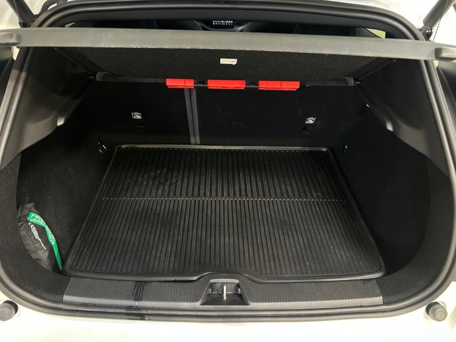 VOLVO EX30 2025