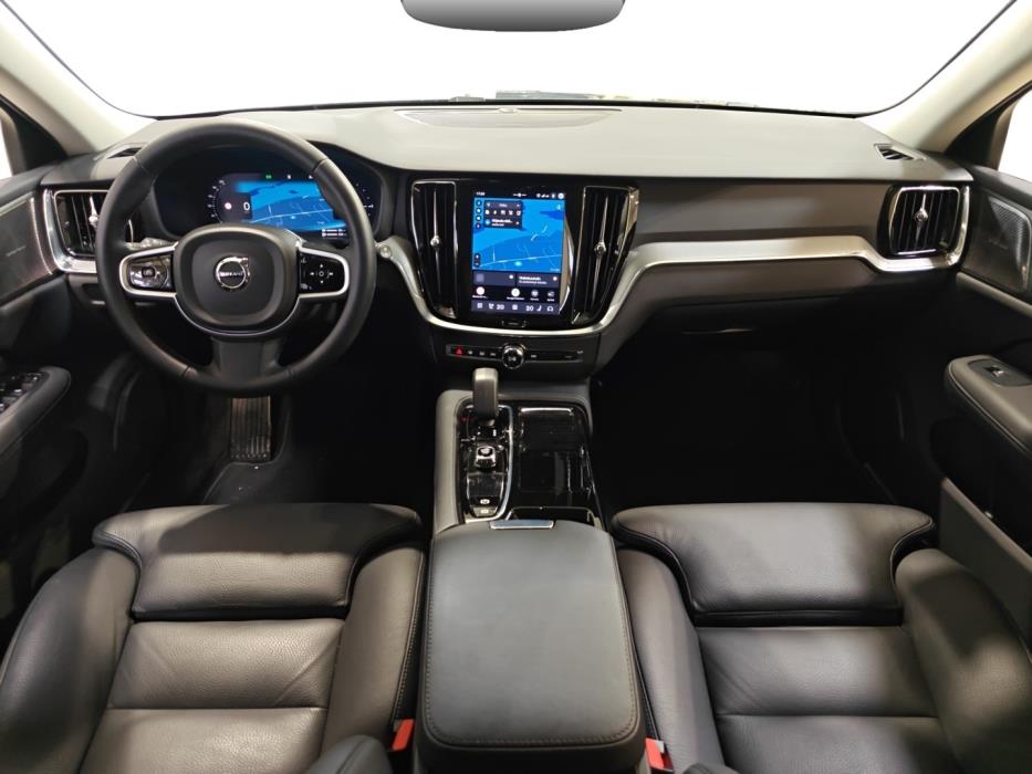 VOLVO V60 2026