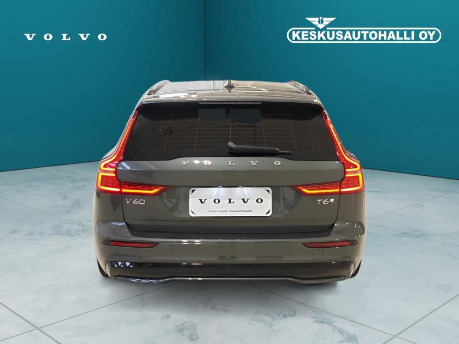 VOLVO V60 2026