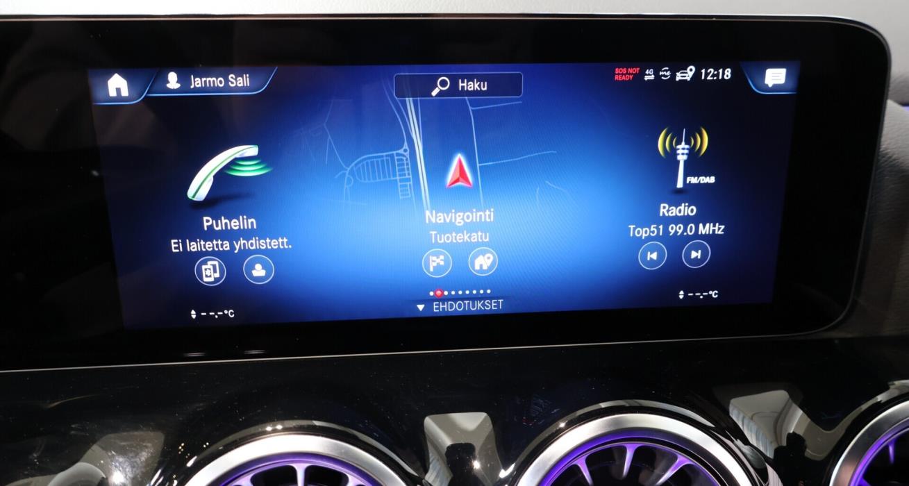 MERCEDES-BENZ GLA 2023