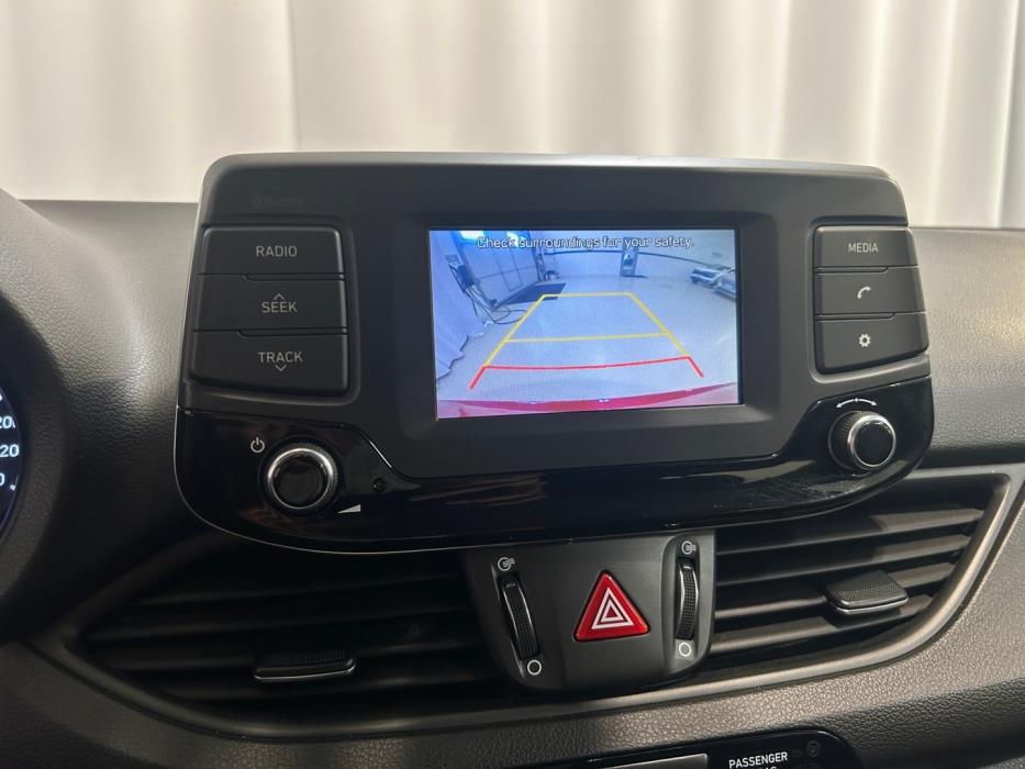 HYUNDAI i30 5d 2017