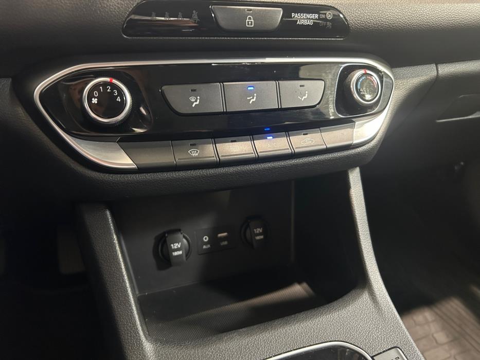 HYUNDAI i30 5d 2017