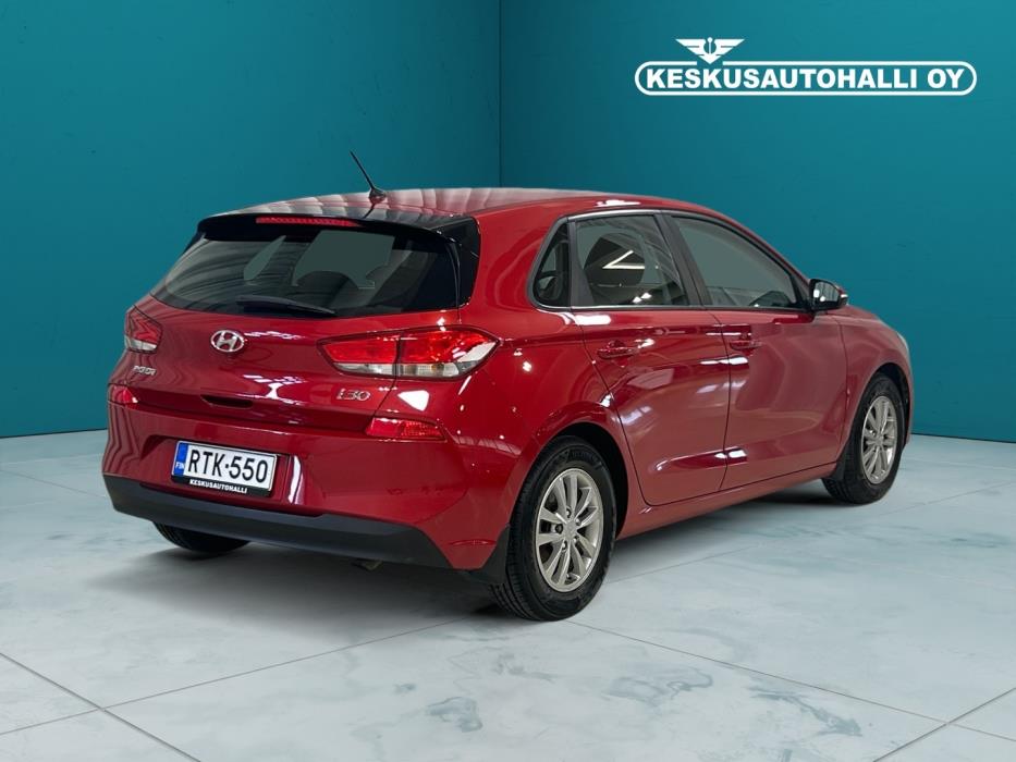 HYUNDAI i30 5d 2017