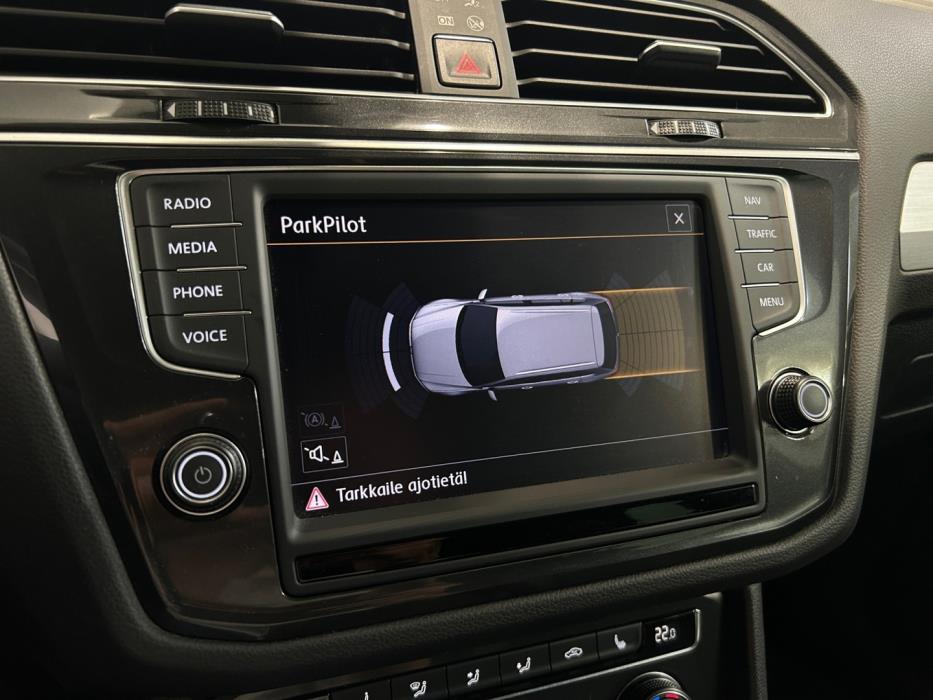 VOLKSWAGEN Tiguan 2016