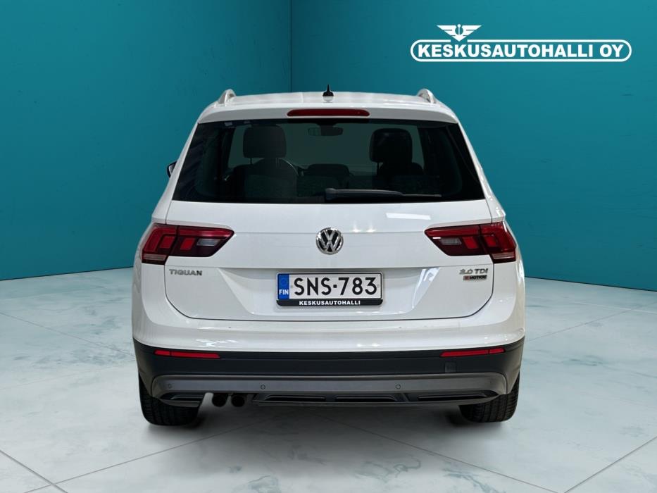 VOLKSWAGEN Tiguan 2016