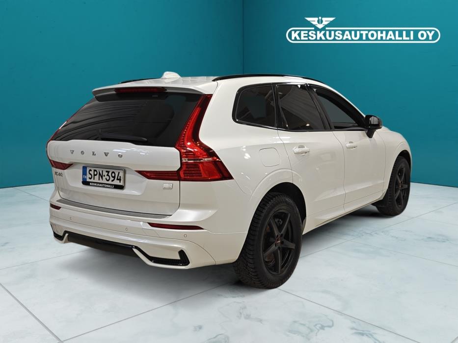 VOLVO XC60 2024