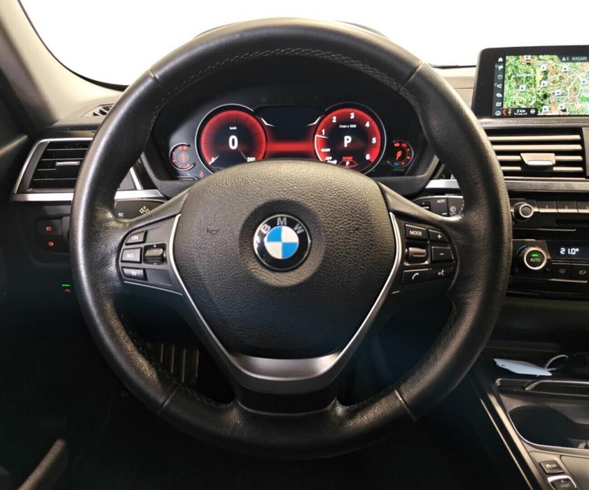 BMW 320 2017