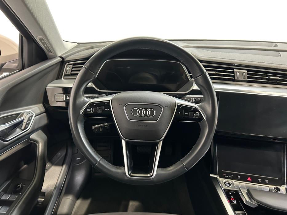 AUDI E-TRON 2021