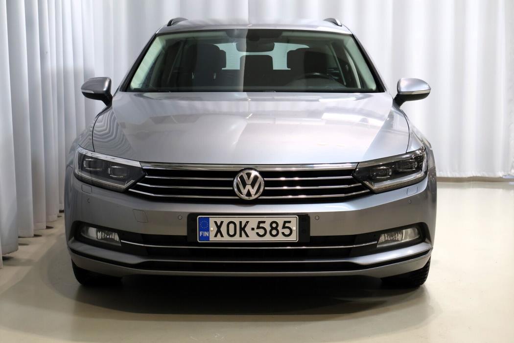 VOLKSWAGEN Passat 2018