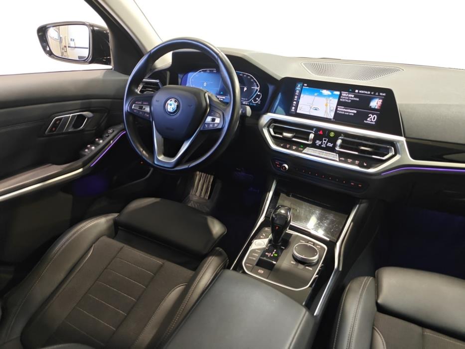 BMW 330 2020