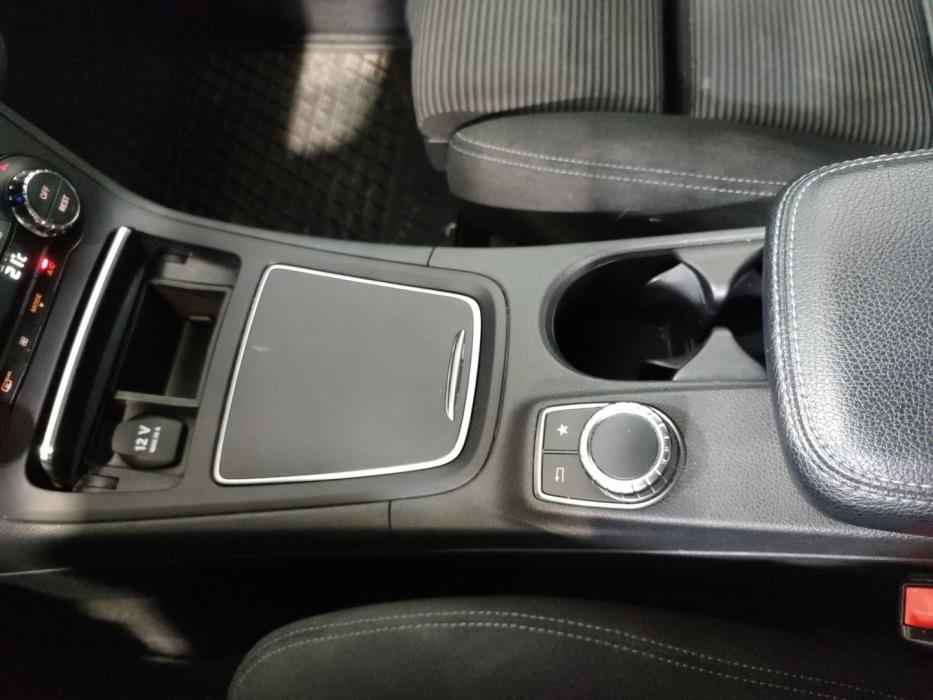 MERCEDES-BENZ B 2018