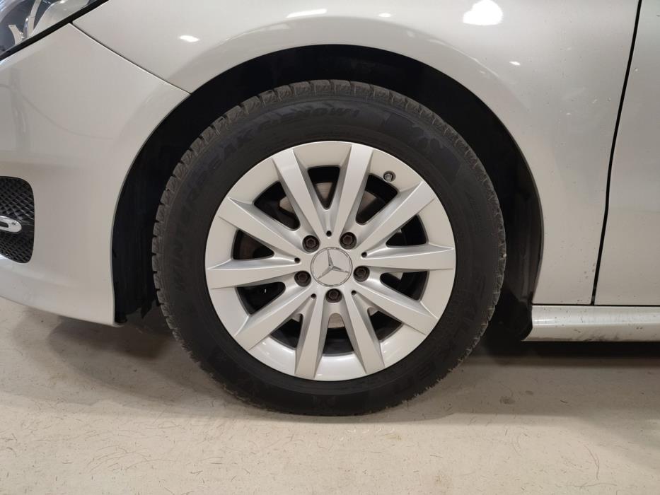 MERCEDES-BENZ B 2018