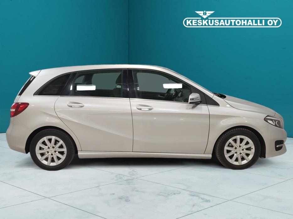 MERCEDES-BENZ B 2018