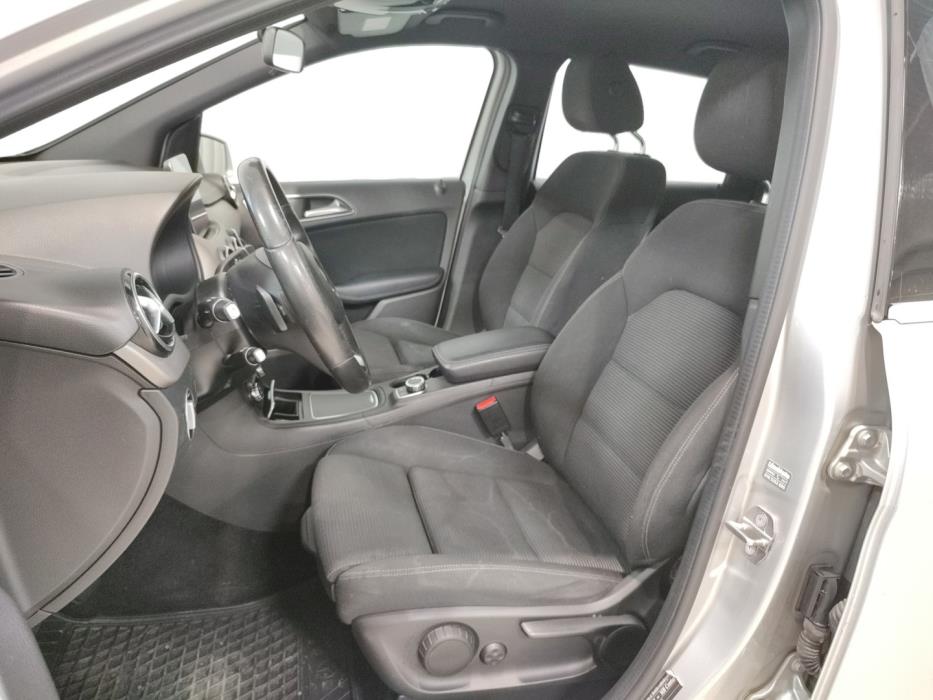 MERCEDES-BENZ B 2018