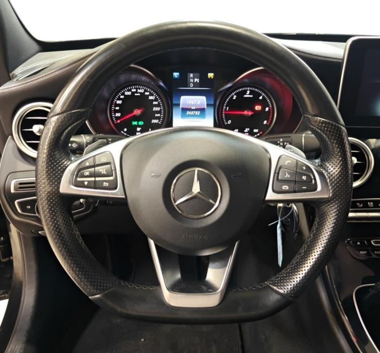 MERCEDES-BENZ C 2015