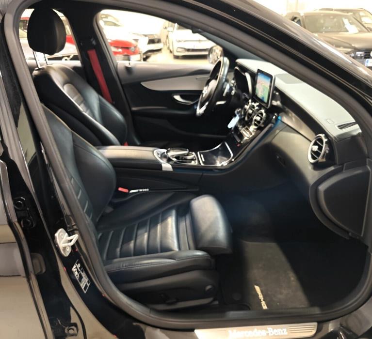 MERCEDES-BENZ C 2015