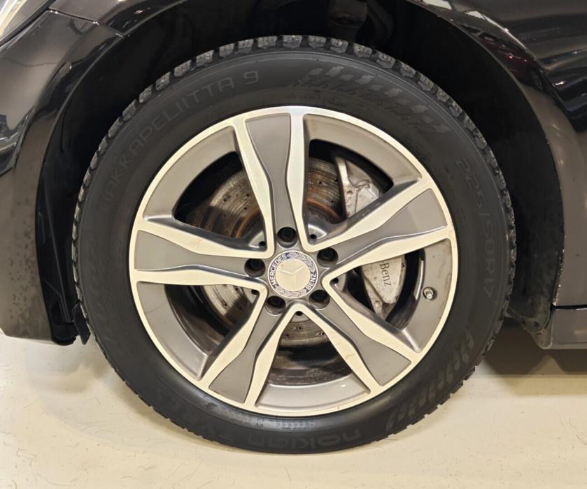 MERCEDES-BENZ C 2015