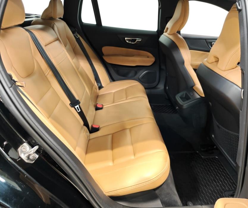 VOLVO V60 Cross Country 2020