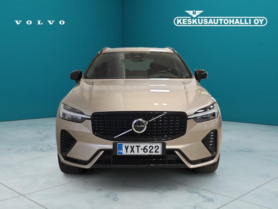 VOLVO XC60 2024