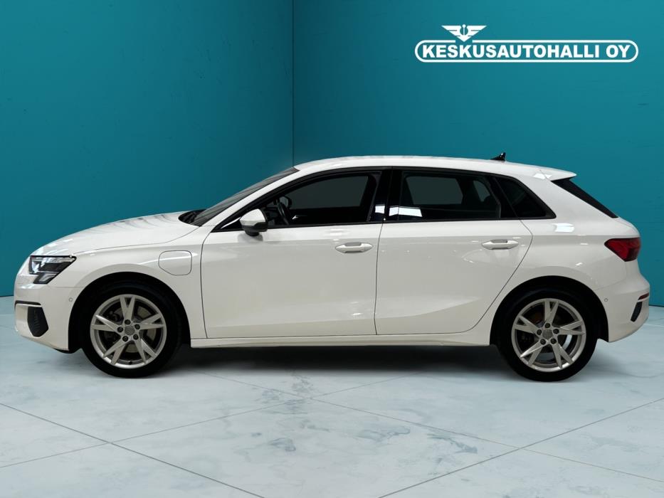 AUDI A3 2021