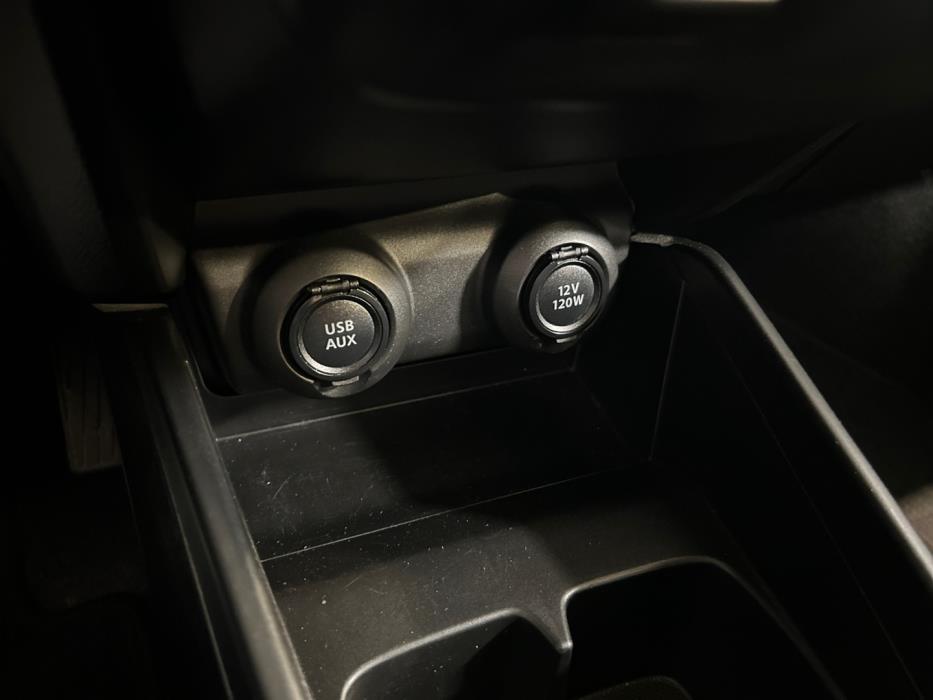SUZUKI Swift 2023