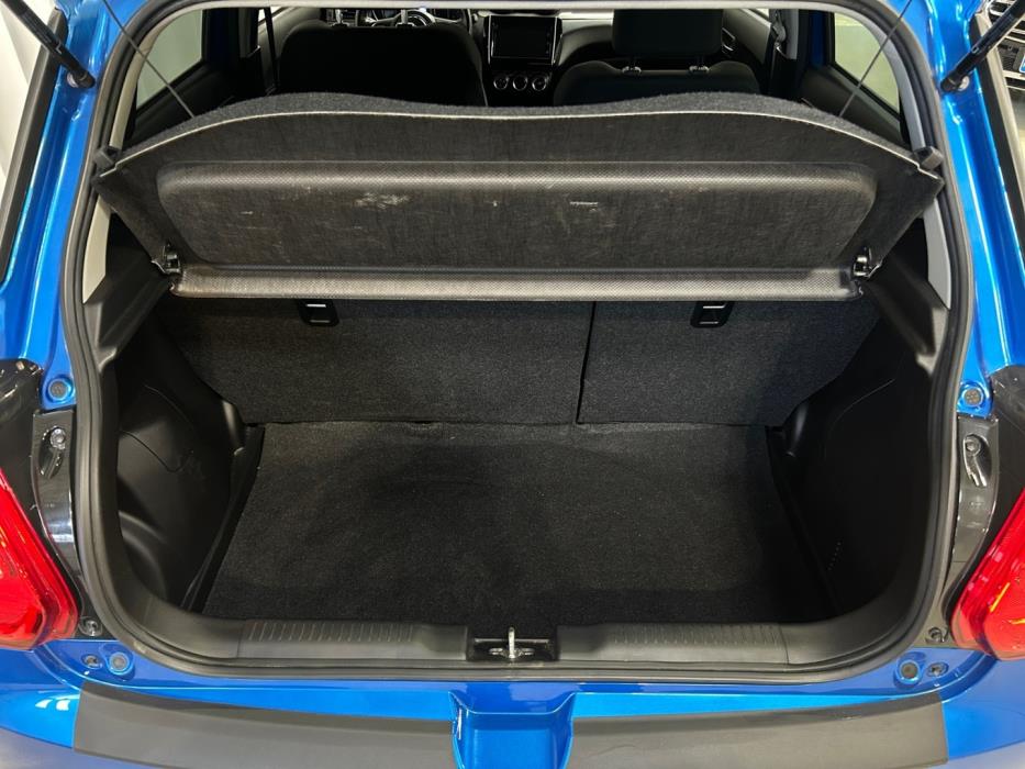 SUZUKI Swift 2023