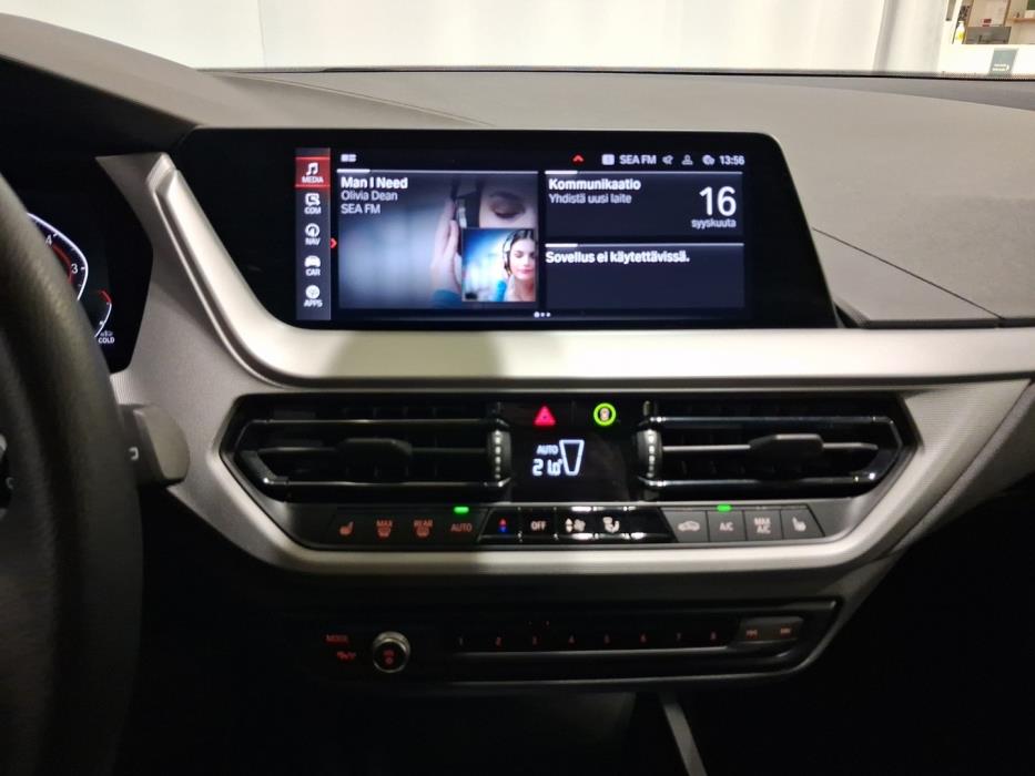BMW 118 2023