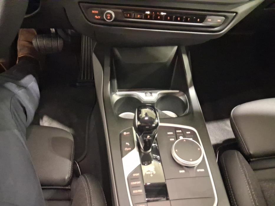 BMW 118 2023