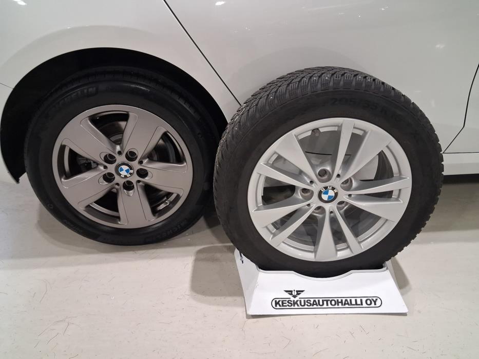 BMW 118 2023