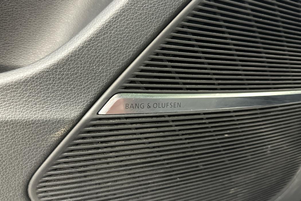 AUDI Q8 2019