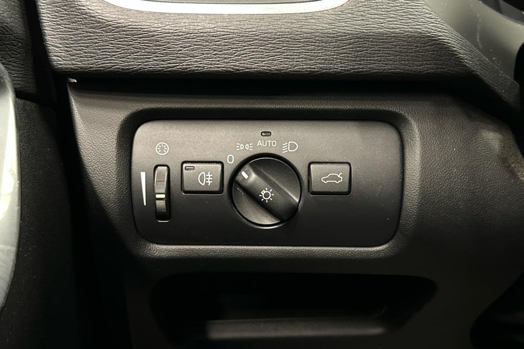 VOLVO V40 Cross Country 2015