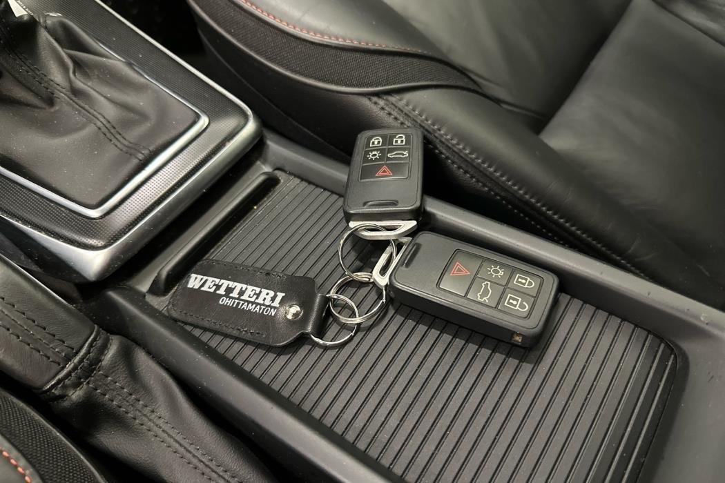 VOLVO V40 Cross Country 2015