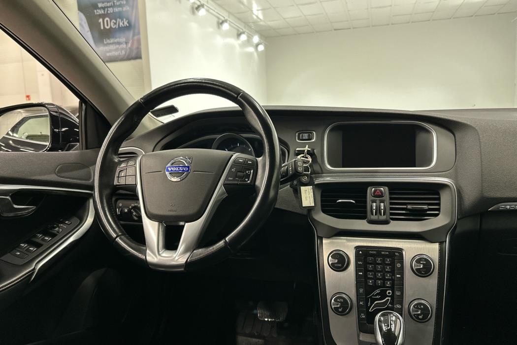 VOLVO V40 Cross Country 2015