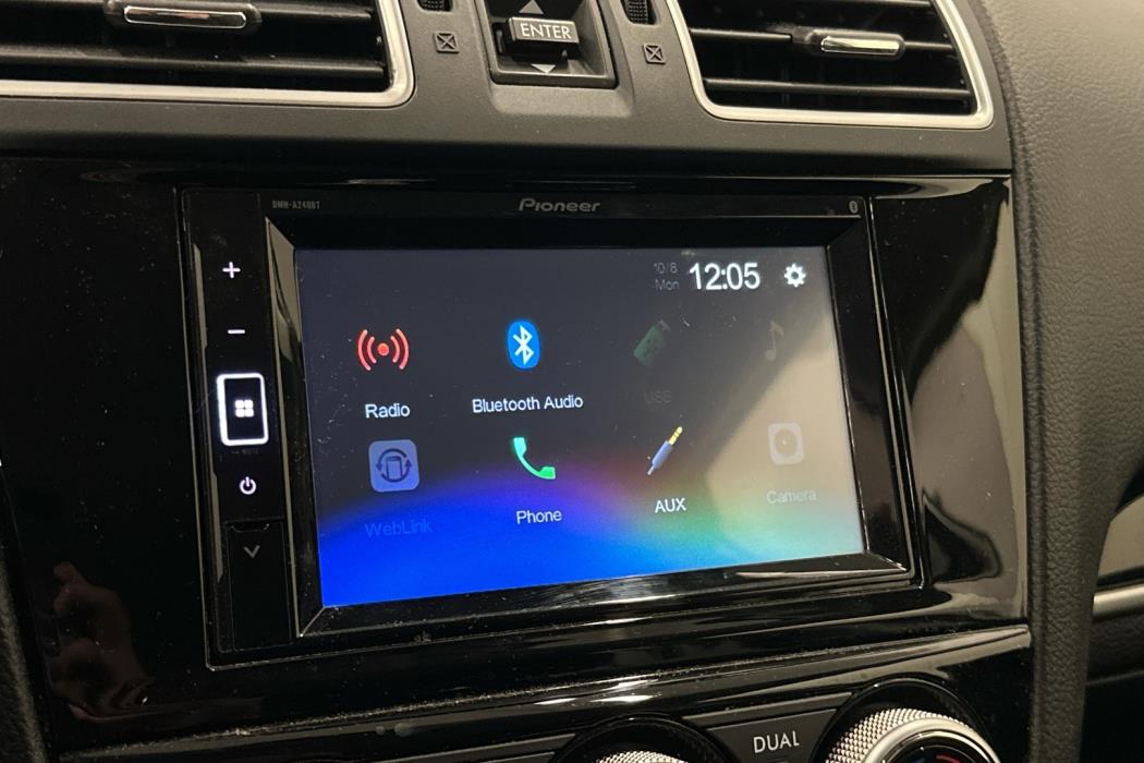 SUBARU Forester 2017