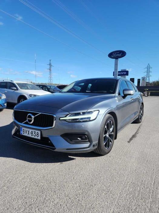 VOLVO V60 2020