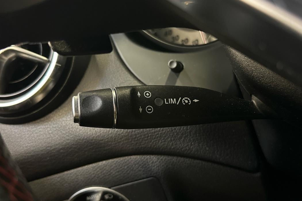 MERCEDES-BENZ CLA 2014