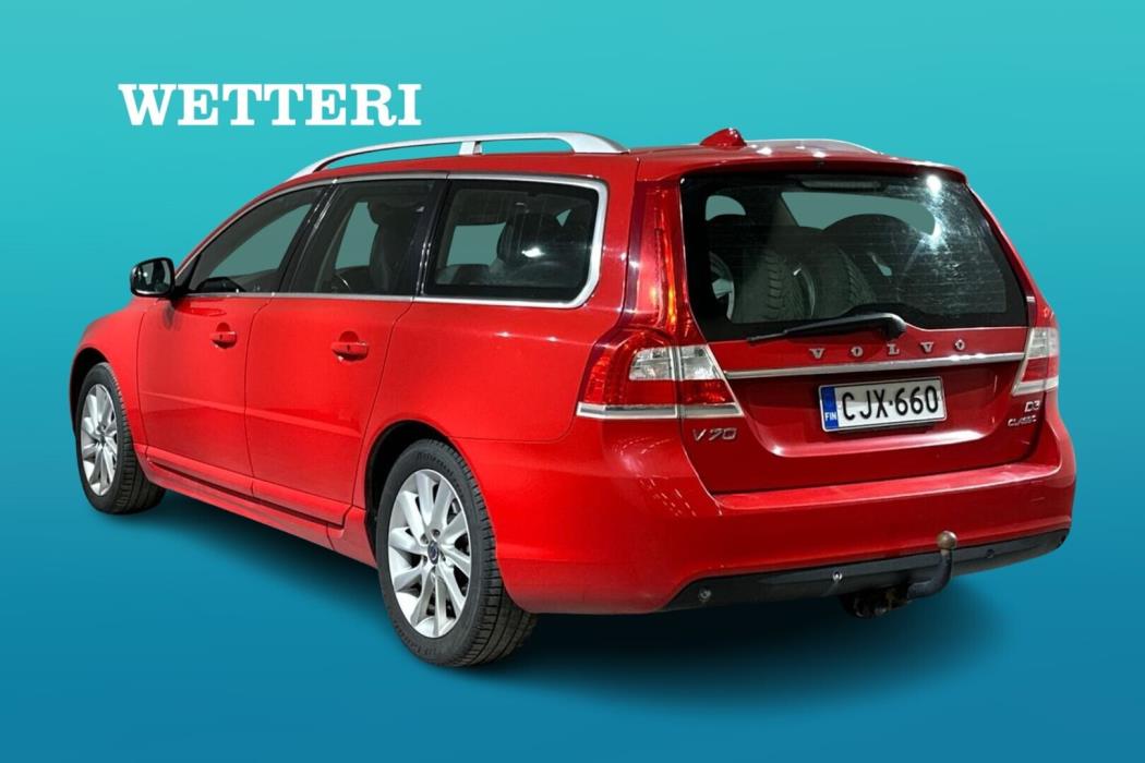 VOLVO V70 2015
