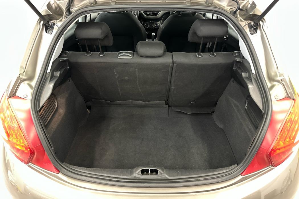 PEUGEOT 208 2015